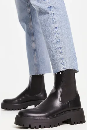 Pull&Bear Chunky chelsea boots in