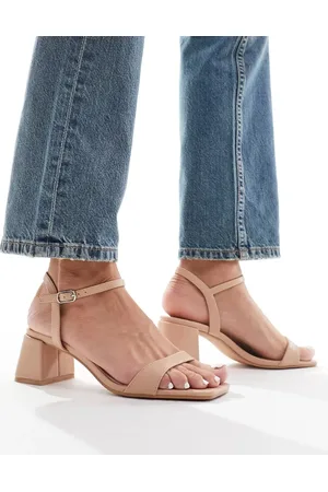 Glamorous Low block heeled sandals in beige