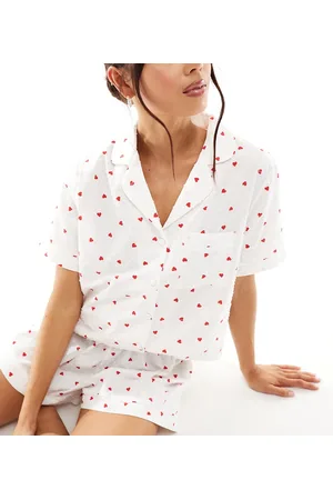 Loungeable Heart printed textured short sleeve shirt & shorts pajama set in ivory