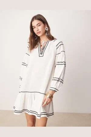 Iisla & Bird Contrast trim long sleeve mini beach dress in
