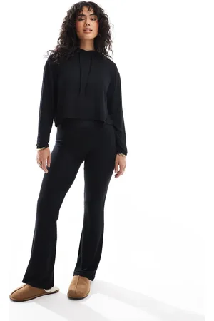Cotton On Cotton On super soft asia fit relaxed flare sleep bottoms in - part of a set