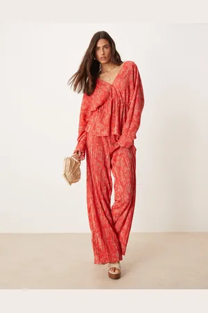 Y.A.S Floral printed plisse pants in and pink - part of a set
