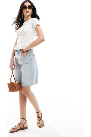 Miss Selfridge Shirred detail tee in