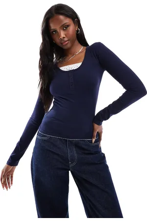 Daisy Street Long sleeve double layer top with lace detail in