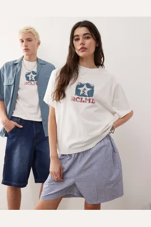 Reclaimed Unisex boxy T-shirt with applique star graphic in cream