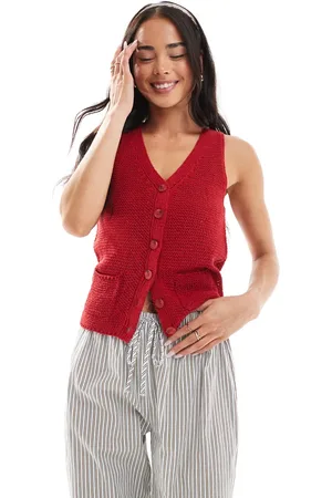 Daisy Street Knit v neck vest with pockets in