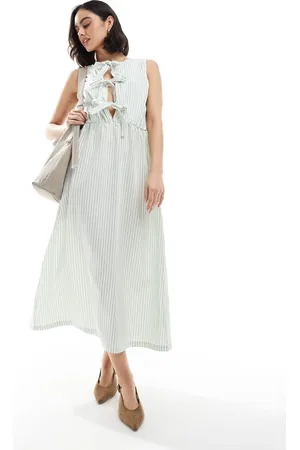 Daisy Street Boxy fit throw on midi dress in sage stripe