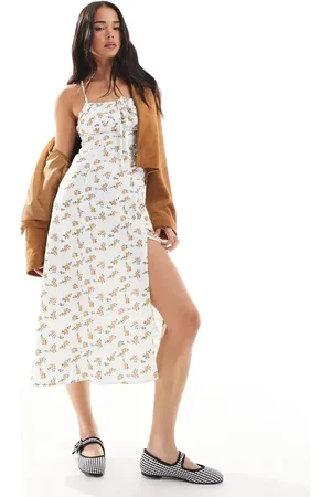Daisy Street Cross back ruched bust midaxi dress in ditsy floral