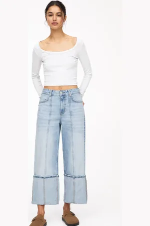 Pull&Bear Cropped cuffed hem jeans in