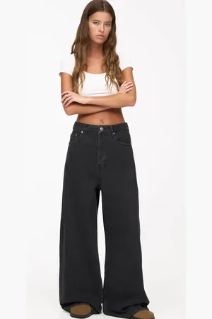 Pull&Bear Baggy oversized wide leg jeans in