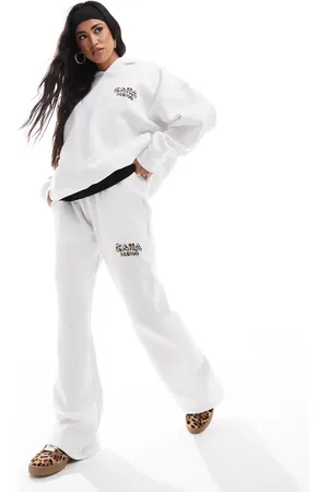 Kaiia Exclusive wide leg leopard logo sweatpants in cream - part of a set