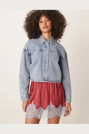 JDY Lightweight cropped denim jacket with studs in light wash
