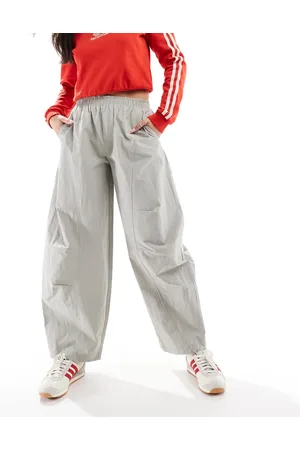 Stradivarius Barrel parachute pants in gray