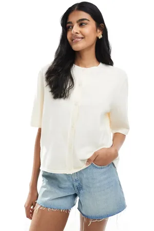 ONLY Short sleeve knit cardigan in cream
