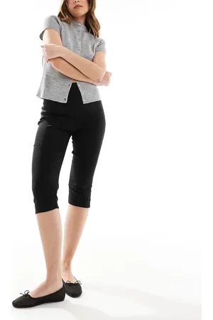 Miss Selfridge Tailored capri leggings in