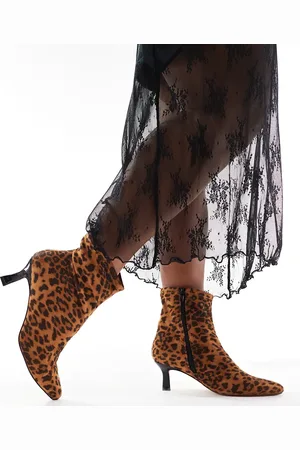 Yours Pointed ankle boots in leopard
