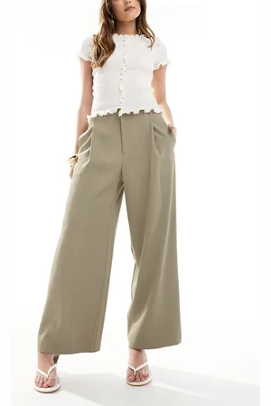 Stradivarius Pleated tailored pants in khaki
