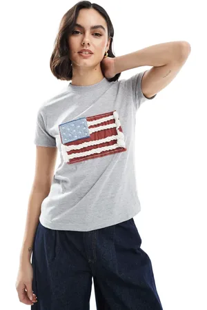 Daisy Street Applique flag t-shirt in heather