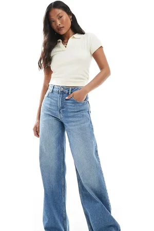 Pull&Bear Petite high rise wide leg jeans in washed