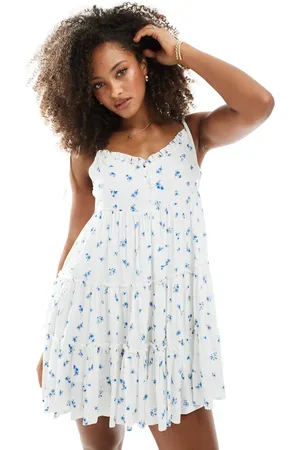 Daisy Street Tiered mini dress in delicate floral