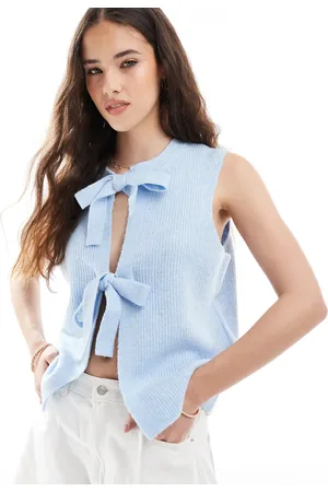 Pieces® Tie front knit top in light