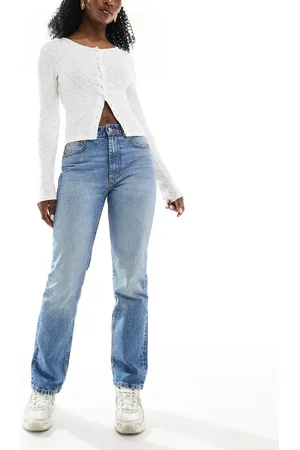 ASOS Mid rise straight jeans in midwash