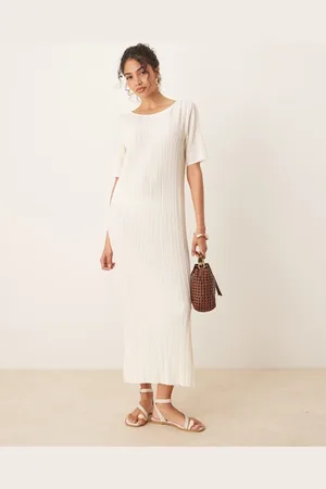 Y.A.S Plisse t-shirt maxi dress in cream