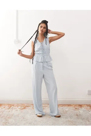 Reclaimed Ruched tie front linen blend top in power