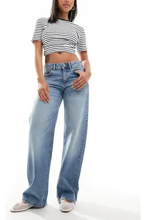 Pull&Bear Low rise straight leg jeans in mid
