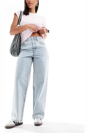 Miss Selfridge Baggy jeans in light bleach wash