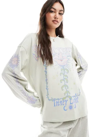 Monki Oversized long sleeve t-shirt with 