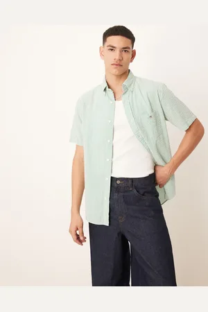 GANT Shield logo short sleeve seersucker striped shirt in mid