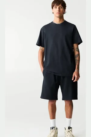 Pull&Bear Shorts and regular t-shirt set in