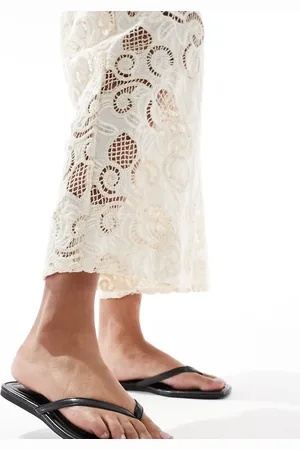 SEQWL SEQWL Rooney Wide Fit thong sandals in