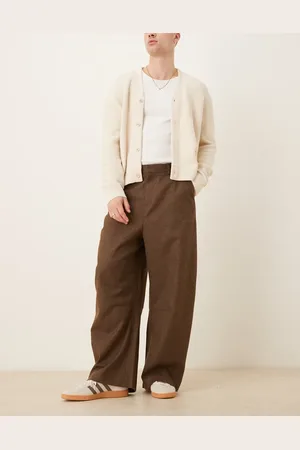 ASOS Horseshoe fit dress pants with front pleats in brushed fabric