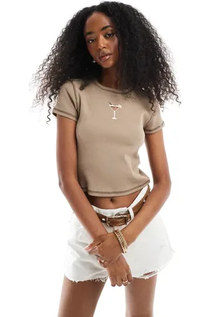 Pieces® Ribbed baby t-shirt with espresso martini motif in mink