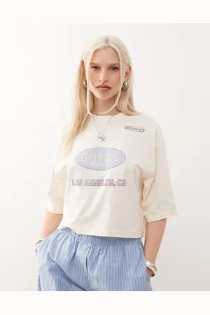 Guess Cropped raw edge baby t-shirt in off