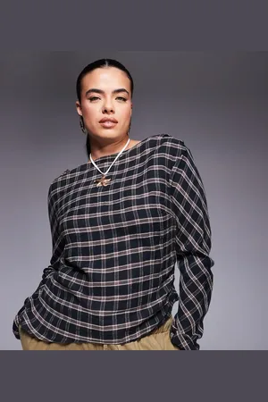 ASOS ASOS DESIGN Curve slash neck ruched detail long sleeve top in plaid