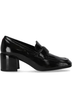 HALMANERA Glaze Heeled Loafer