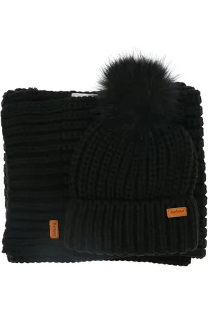 Barbour "Saltburn" Beanie And Scarf Set