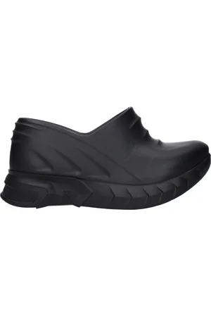Givenchy Slippers and Hooves Marshmallow Women Rubber Black