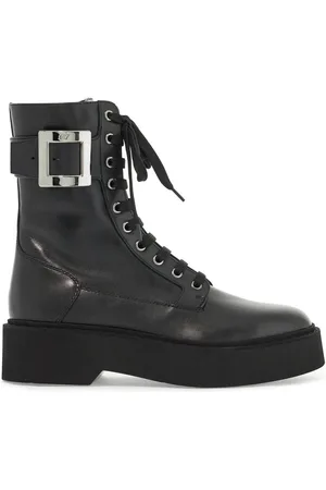 Roger Vivier "Viv