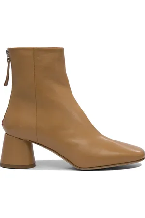 HALMANERA Ankle Boots