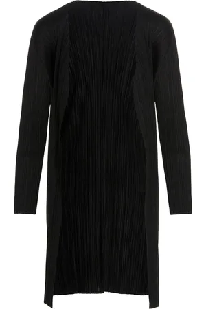 PLEATS PLEASE ISSEY MIYAKE Monthly Colors