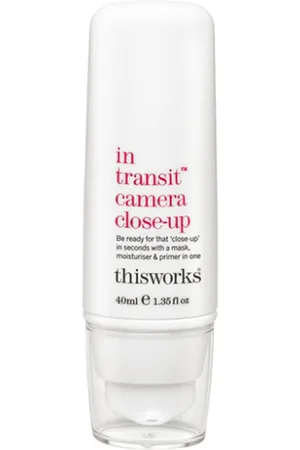 This Works In Transit Camera Close-Up 40ml