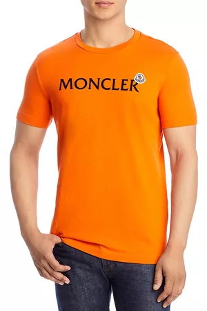 Moncler Men Short Sleeved T-Shirts - Short Sleeve Logo Graphic Tee