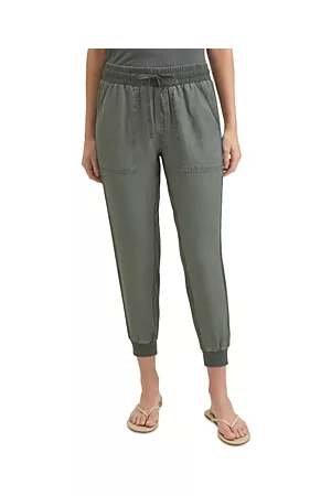 Superdown Seleste Drawstring Jogger Pant In Cream