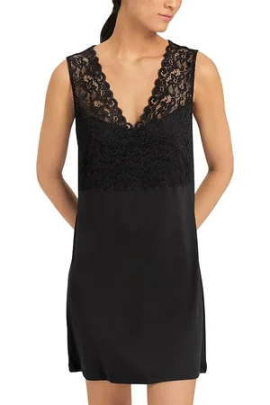 Hanro Moments Lace Tank Gown