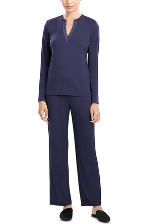 Natori Feathers Essentials Long Sleeve Pajama Pants Set