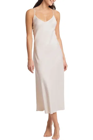 Rya Collection Kiss Gown
